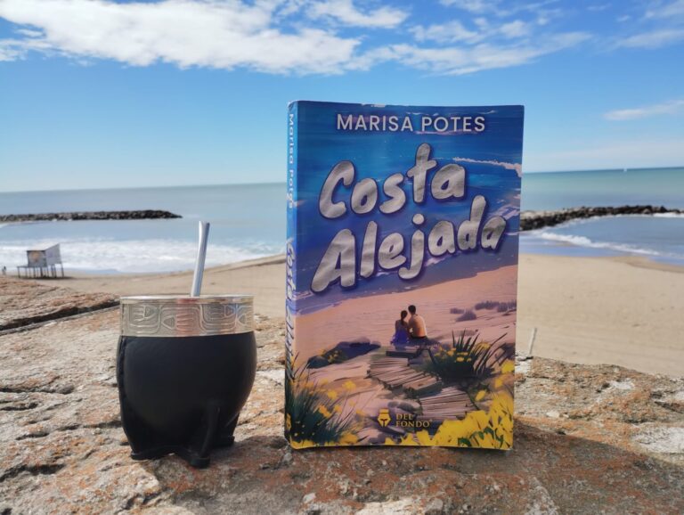 Marisa Potes y Costa Alejada: “Quise escribir una novela acogedora”